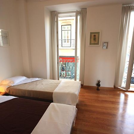 Myplace - Lisbon - Camoes Lägenhet Rum bild