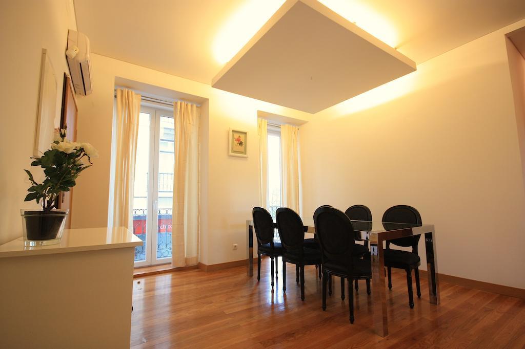 Myplace - Lisbon - Camoes Lägenhet Rum bild